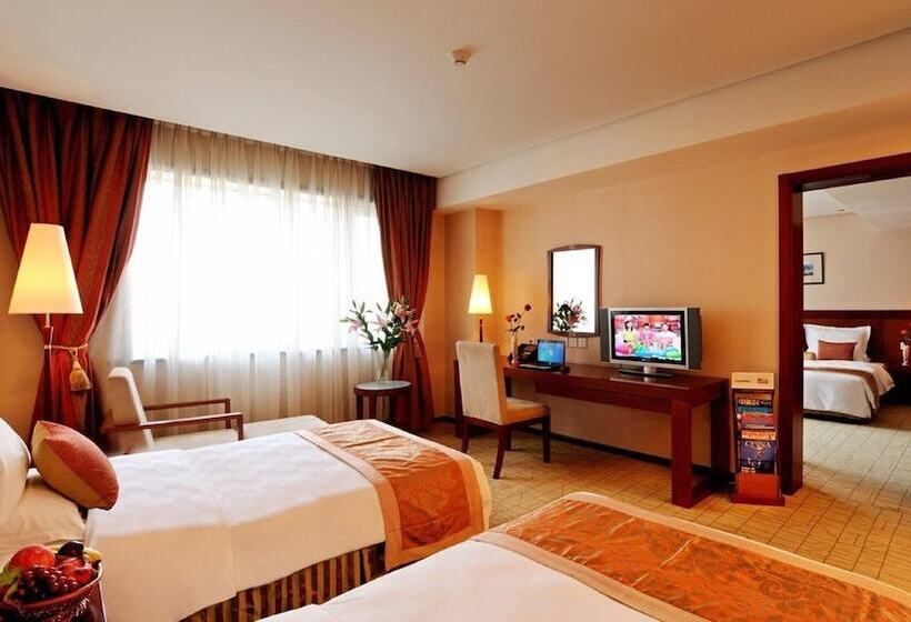 اتاق استاندارد, Super House International