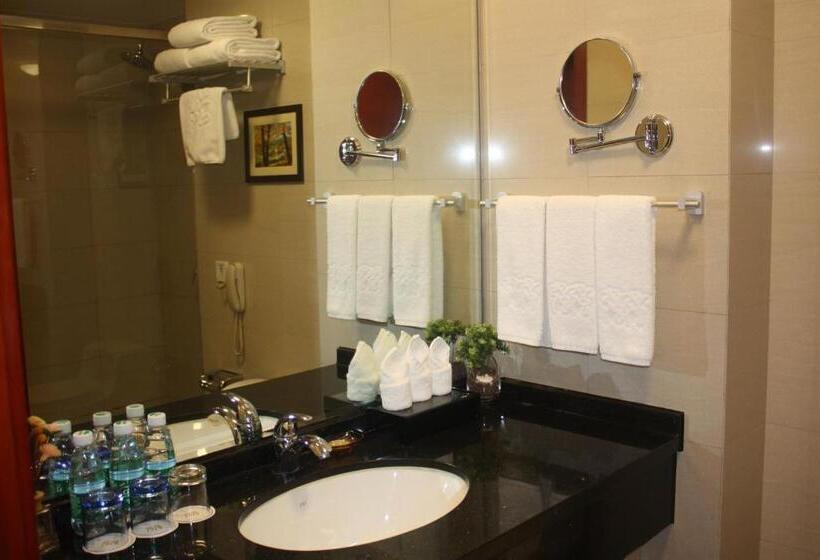 اتاق استاندارد, Super House International