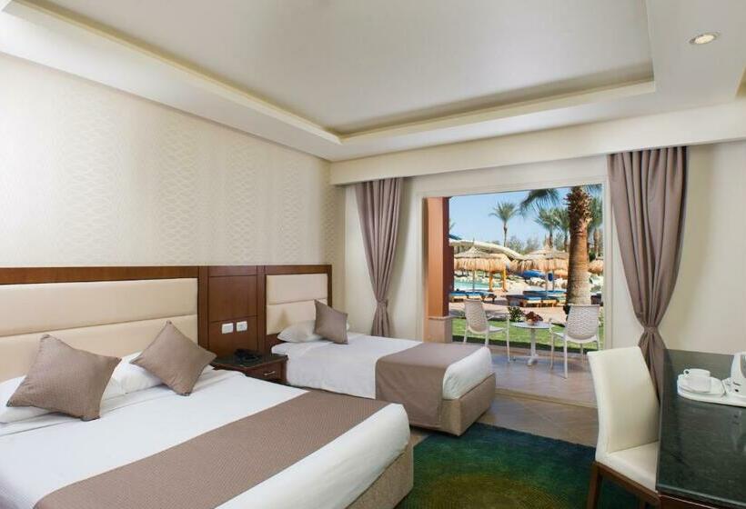 اتاق استاندارد با چشم‌انداز استخر, Pickalbatros Aqua Blu Sharm El Sheikh