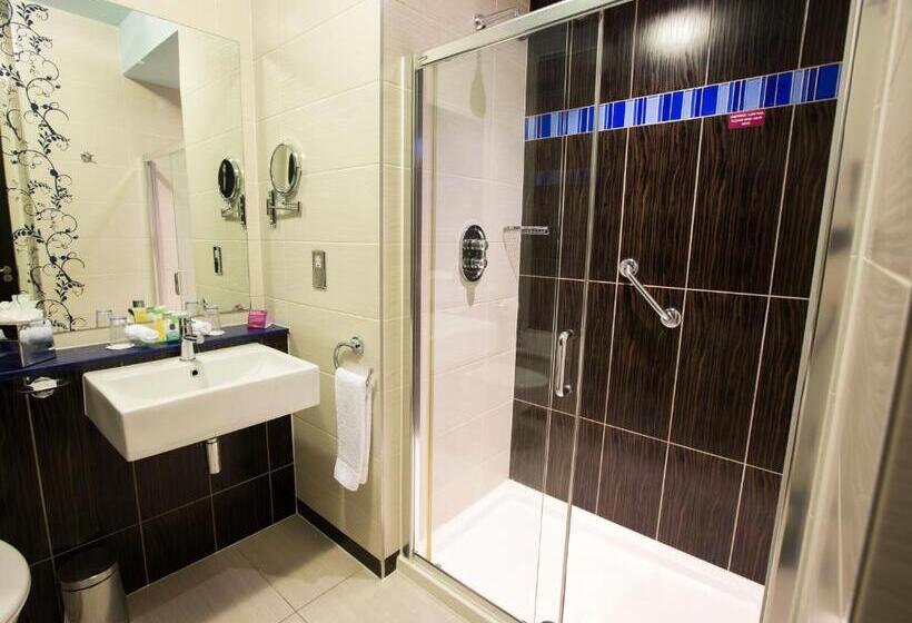 חדר סטנדרט עם מיטת קינג, Crowne Plaza Dublin Blanchardstown, An Ihg