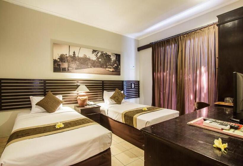 Номер Deluxe, Legian Village