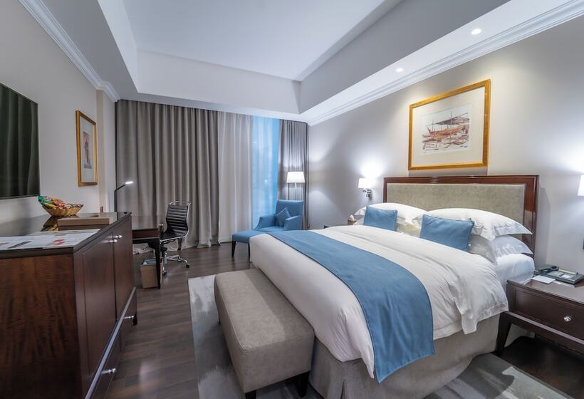 Deluxe Room, Millennium Hotel Doha