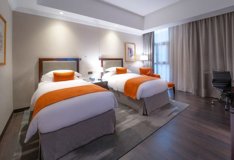 Family Room, Millennium Hotel Doha