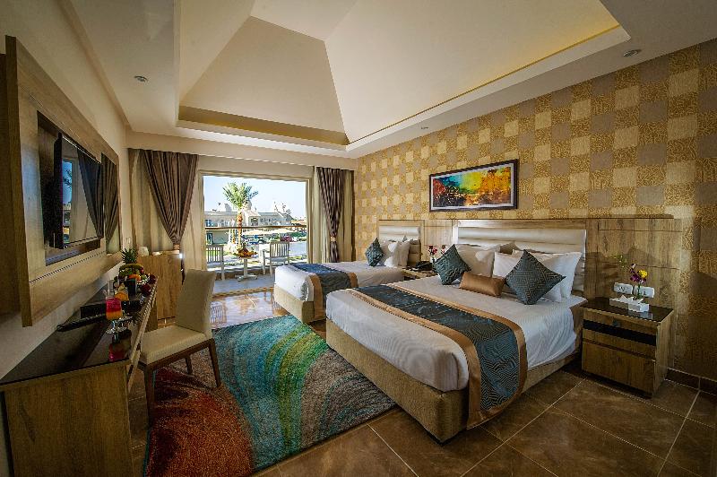 اتاق استاندارد با چشم‌انداز استخر, Pickalbatros Aqua Blu Sharm El Sheikh