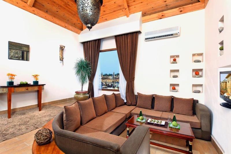 اتاق خانوادگی, Pickalbatros Aqua Blu Sharm El Sheikh