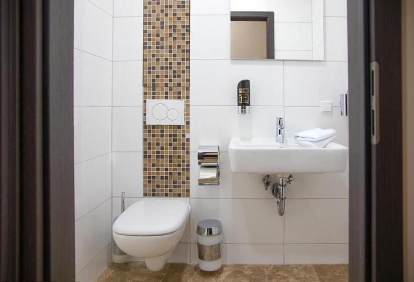 Номер Стандарт Трехместный, Work & Sleep Boardinghouse Mannheim