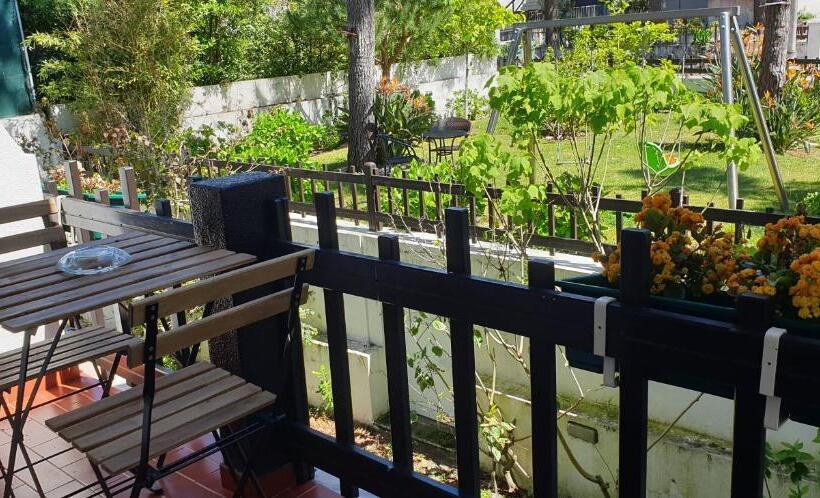 Трехместный Номер Стандарт с Балконом, Verde Pinho Bed&breakfast