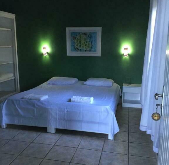Quarto Estandar, Pousada Comando Geral