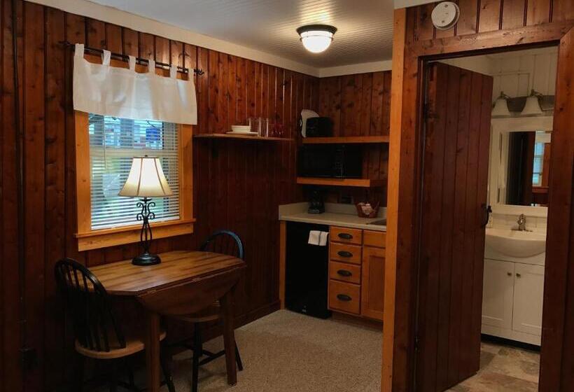 Номер Deluxe, Cedar Ridge Cabins