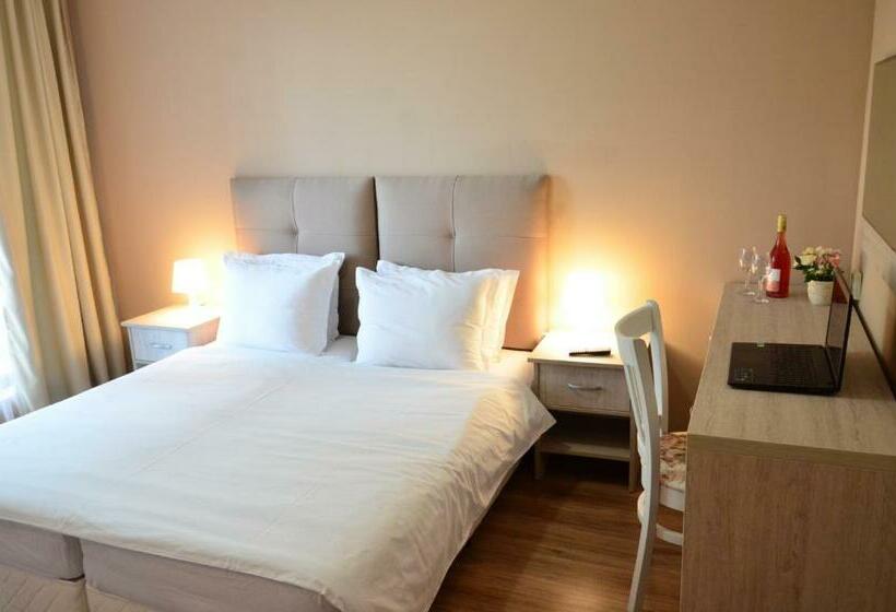 Номер Стандарт с Террасой, Guesthouse Green Fields