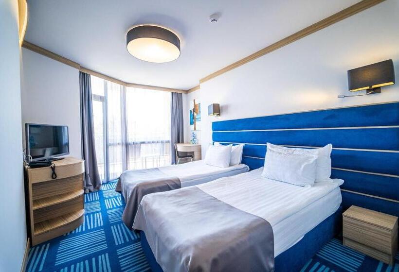 Номер Стандарт с Балконом, Hvd Viva Club Ultra All Inclusive & Beach Snack Bar   Free Parking