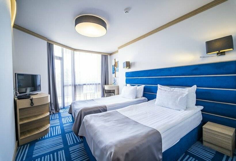 Номер Стандарт с Балконом, Hvd Viva Club Ultra All Inclusive & Beach Snack Bar   Free Parking