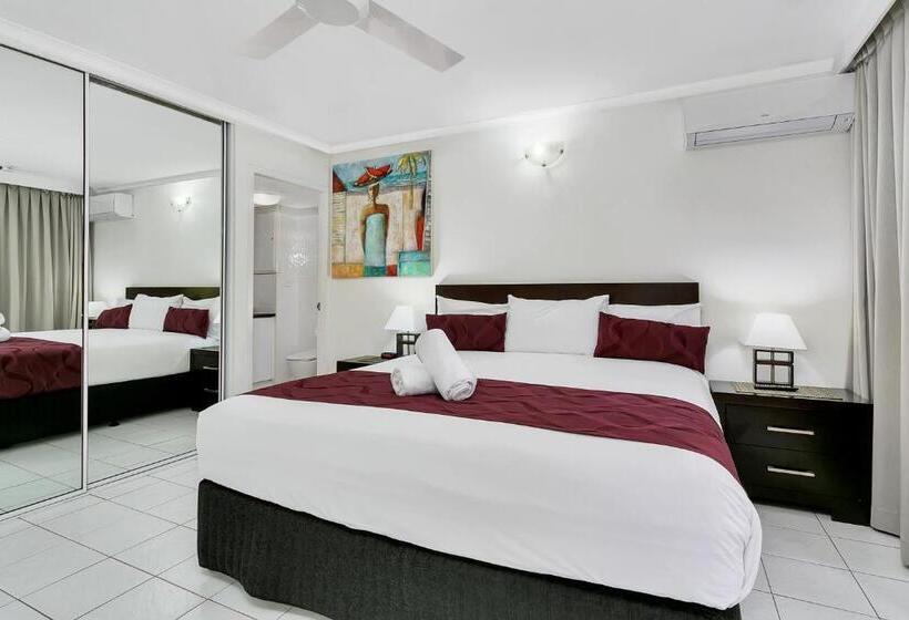 Апартаменты Superior 1 Спальня Вид на Море, Roydon Beachfront Apartments