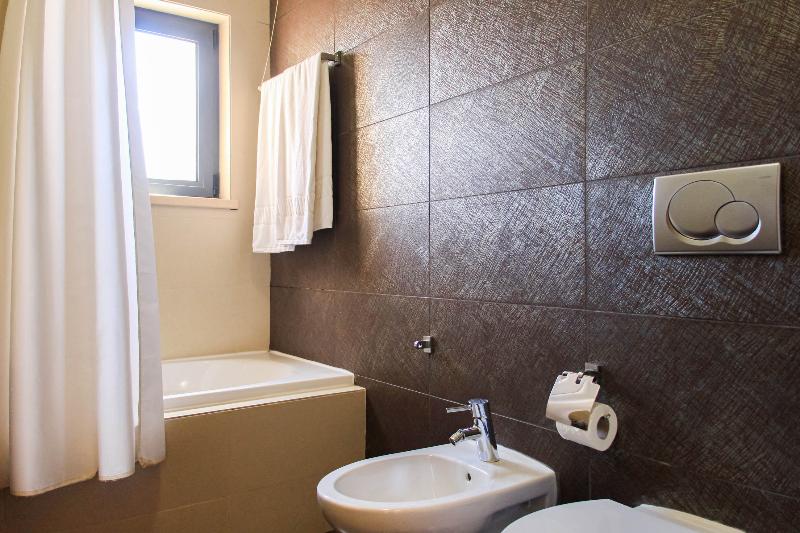 Suite Premium, Privilege Aluxes - Adults Only