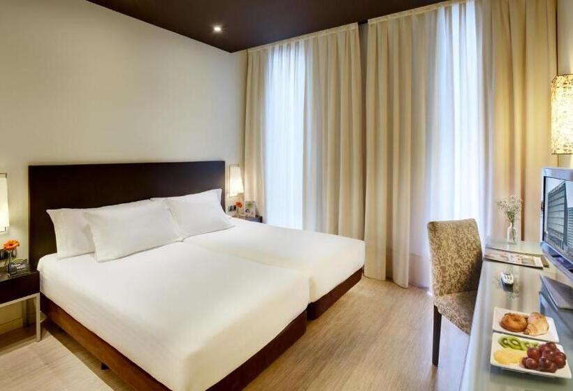 Полулюкс, Sercotel Boulevard Vitoriagasteiz