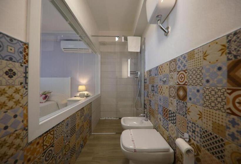 Номер Стандарт, Skyview Cefalù