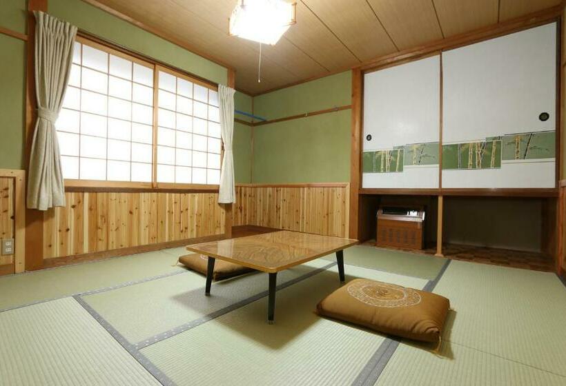 스탠다드 룸 공동 욕실, Hachikogen Furusato Asagiriso