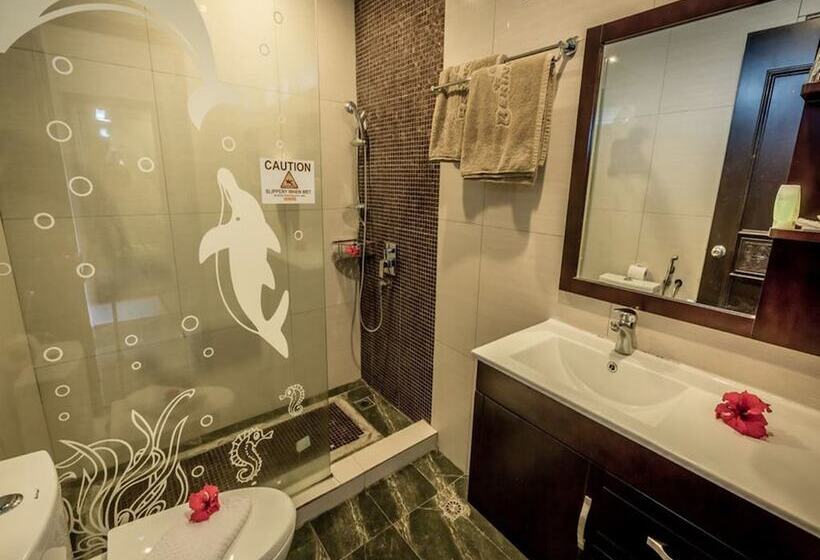 풀장 전망 디럭스 룸, Beringgis Beach Resort & Spa