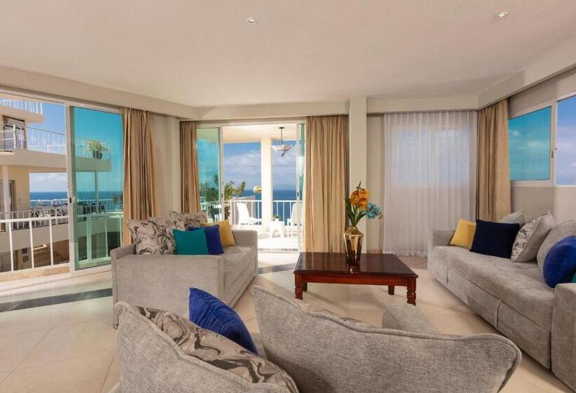 Master Suite, Blue Chairs Resort by The Sea - Adults Only