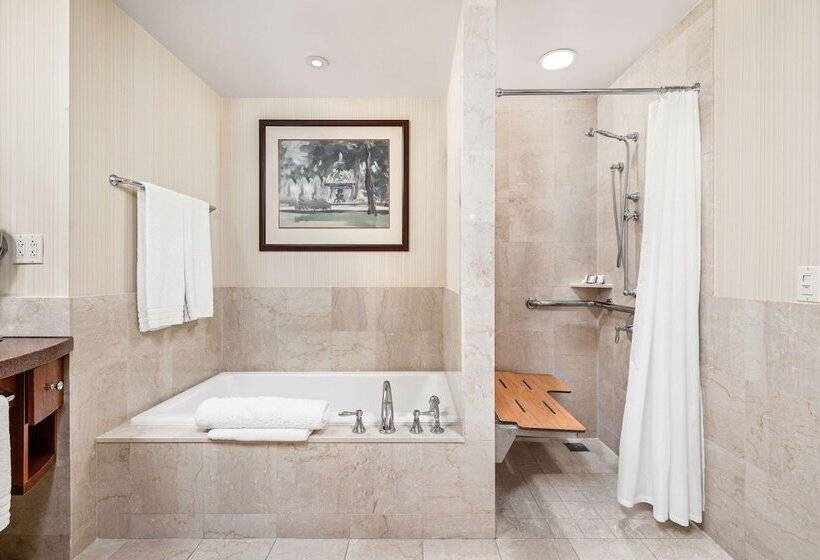 quarto Deluxe Adaptado para Deficientes Físicos, Conrad Indianapolis
