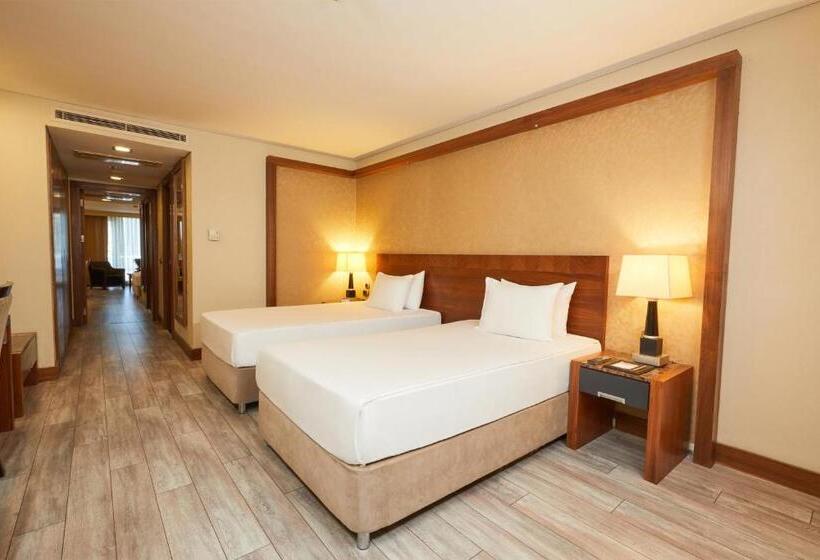 اتاق خانوادگی, Dedeman Konya Hotel Convention Center
