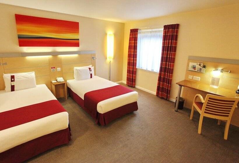 Номер Стандарт Адаптированный для Инвалидов, Holiday Inn Express Birmingham Redditch, An Ihg