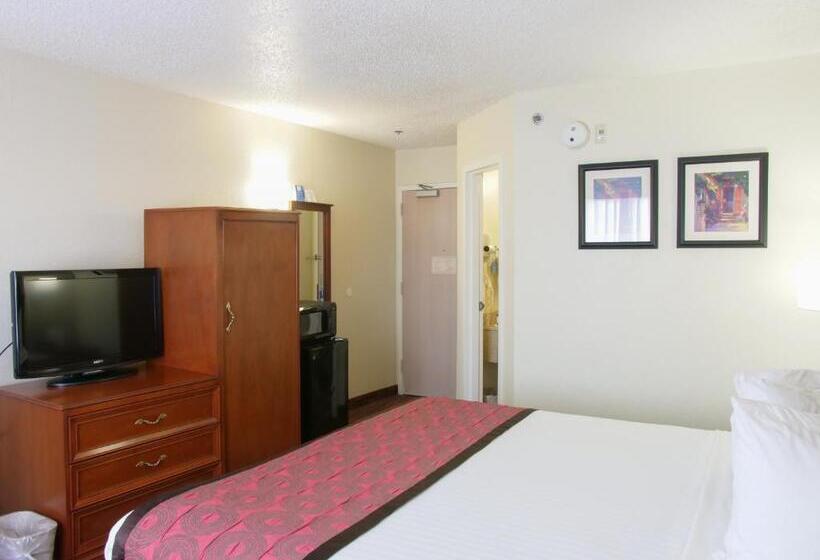 Quarto Estandar Cama King, Baymont By Wyndham Louisville East