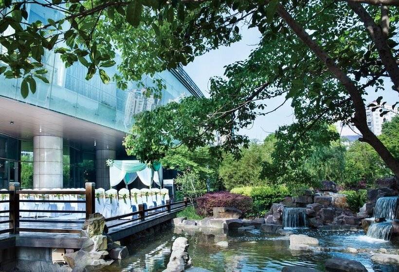 اتاق پرمیوم, Grand Millennium Shanghai Hongqiao