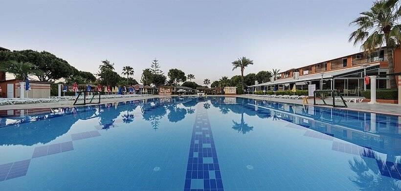 标准三人间, Club Turtas Beach   All Inclusive