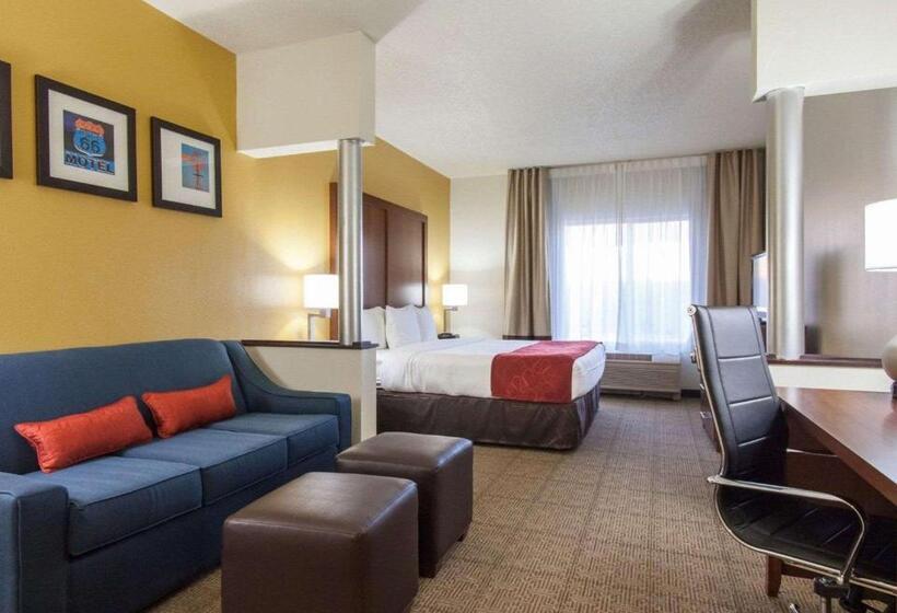 Люкс Кровать Кинг, Comfort Suites Central I 44