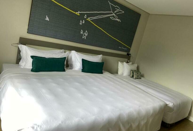 Номер Стандарт Трехместный, Royal Tulip Brasilia Alvorada