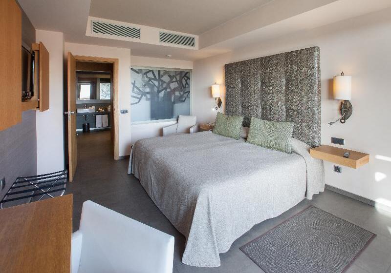 Полулюкс, Lopesan Baobab Resort