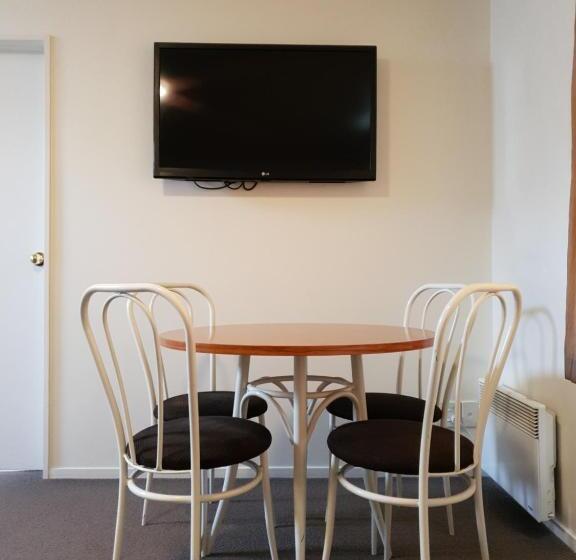 Apartamento 2 Dormitórios, Rosewood Court Motel