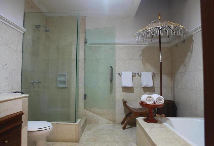 Семейный Номер, The Mansion Resort Hotel & Spa