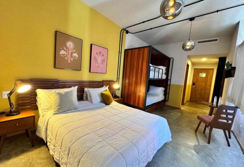 Quarto Familiar, Olá Chapultepec