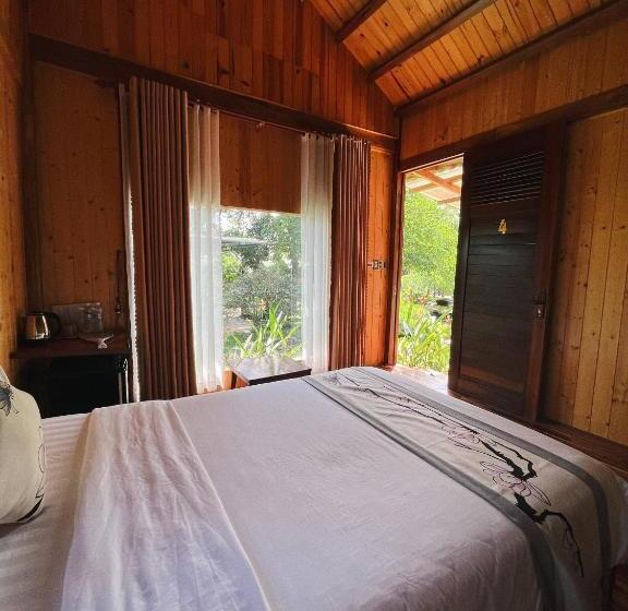 اتاق استاندارد, Sora Homestay