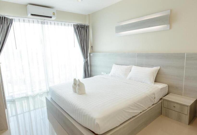 스탠다드 발코니 룸, Ioon Resort ไออุ่นรีสอร์ท