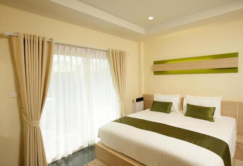 발코니 디럭스 룸, Ioon Resort ไออุ่นรีสอร์ท
