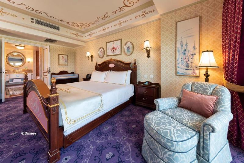 جناح كلوب, Hong Kong Disneyland