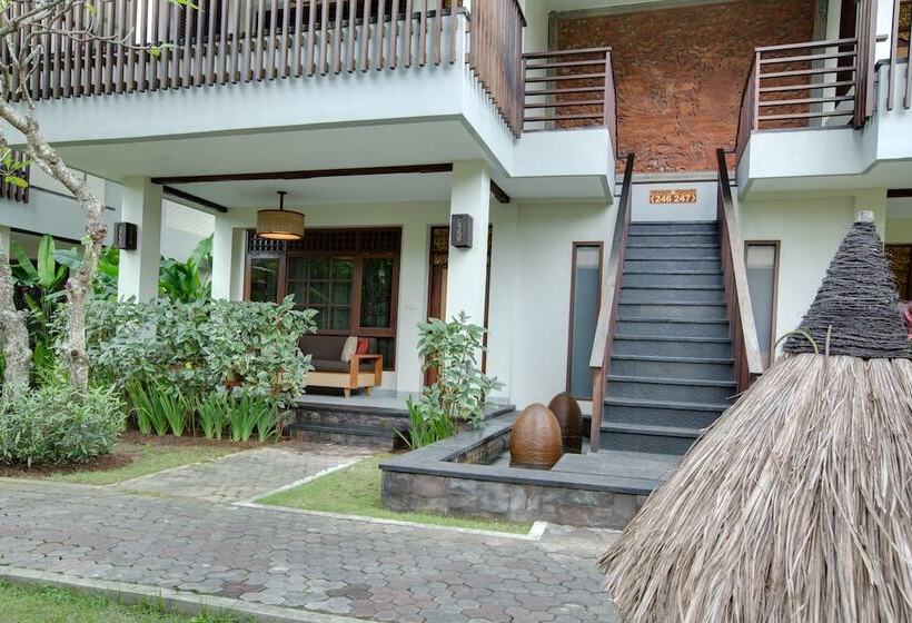 Люкс, Ramayana Candidasa Beach Resort