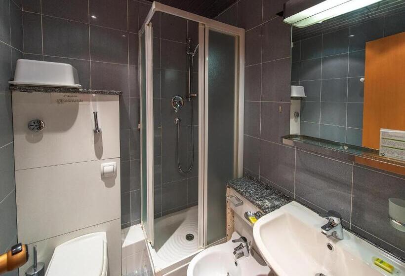 آپارتمان 1 خوابه, Residenza Adelaide