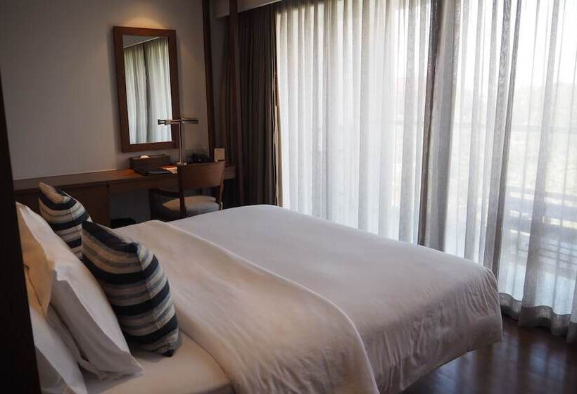 Студио Executive, Woodlands Suites Serviced Residences   Sha Extra Plus