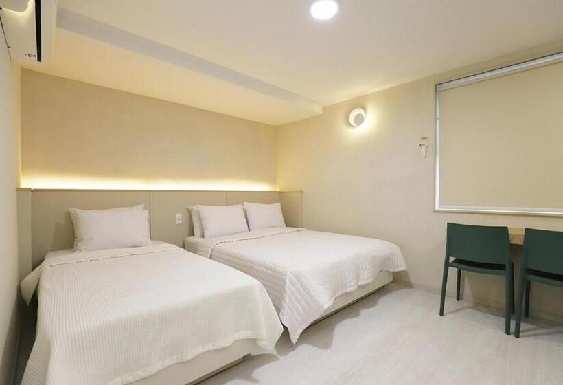 Номер Deluxe, Chuncheon Pine Tree