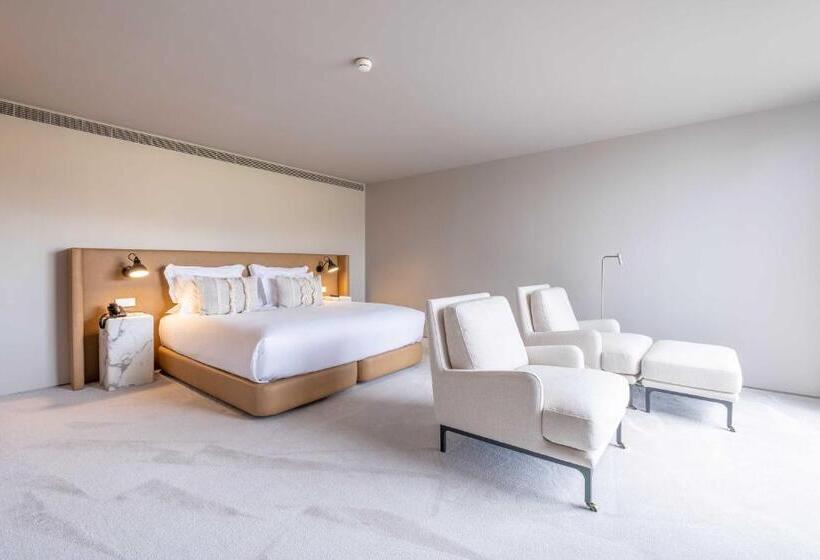 Quarto Estandar com Sacada, Octant Douro