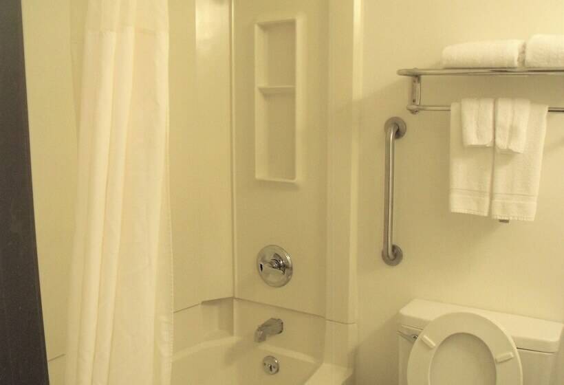 Номер Стандарт 2 Двуспальные Кровати, Clarion Pointe Winslow I 40