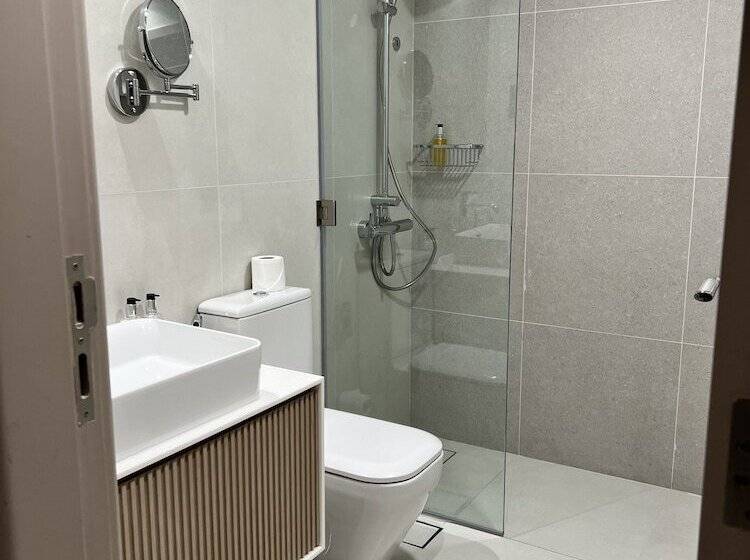 Люкс Премиум, Residence Inn By Marriott Sheikh Zayed Road, Dubai