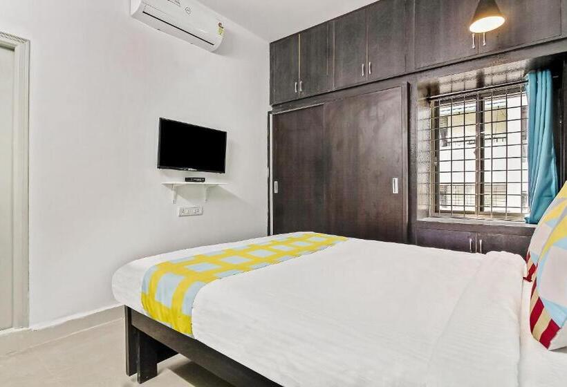 Quarto Estandar, Collection O Vennela Residency