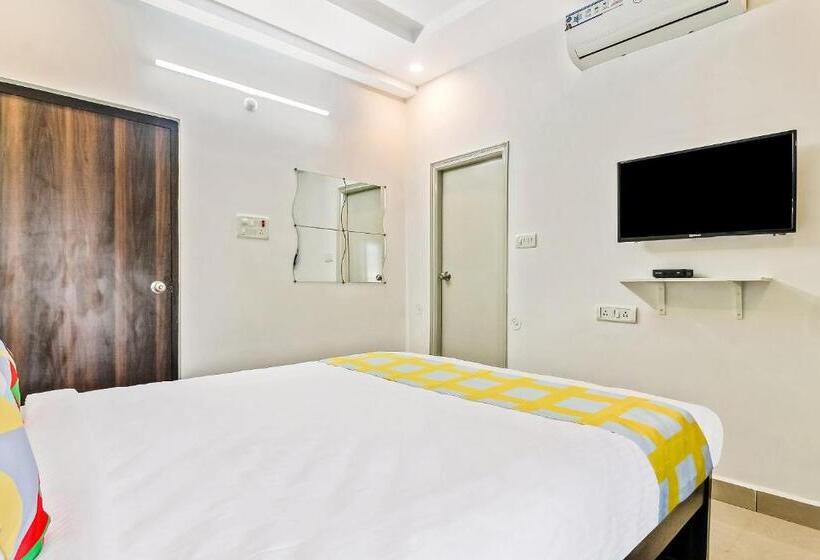 Quarto Estandar, Collection O Vennela Residency
