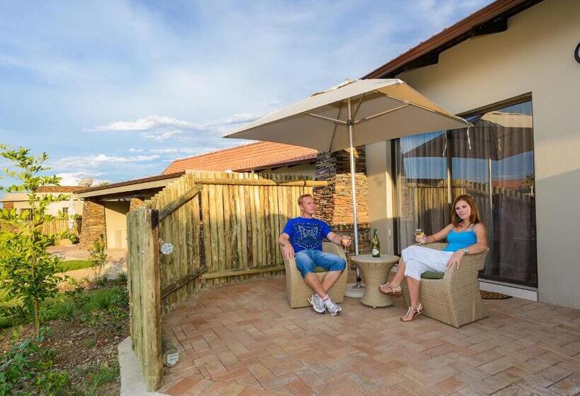Вилла 2 Спальни, The Kingdom Resort