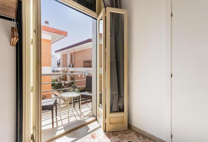 اتاق استاندارد با بالکن, Le Torrette Rooms And Apartments